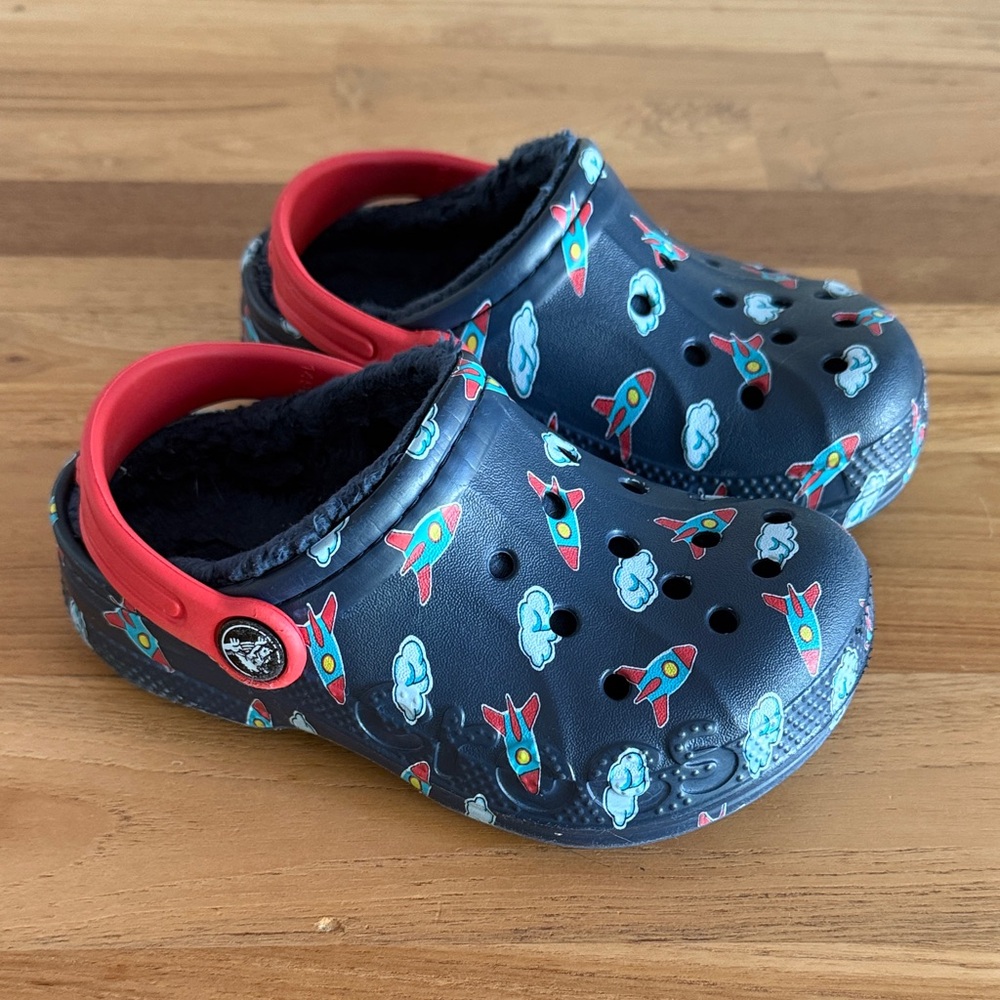 Kids Navy Rocket Print Clog with Red Strap - Cozy Lined